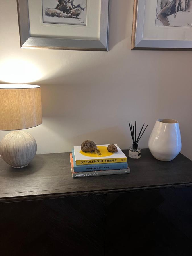 2 Bedroom Apartment Just Off Kings Road لندن المظهر الخارجي الصورة